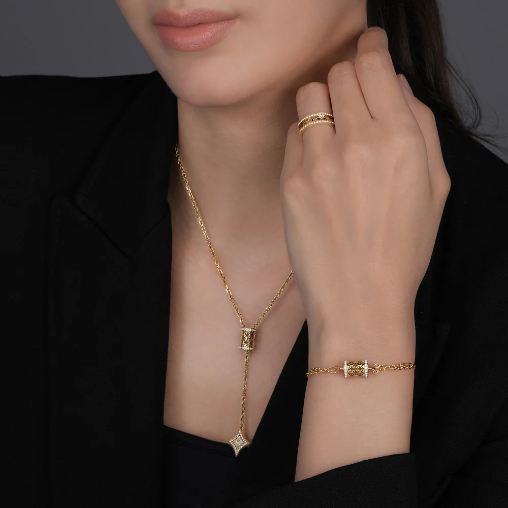 Women Elettra Gold Ring - Image 4