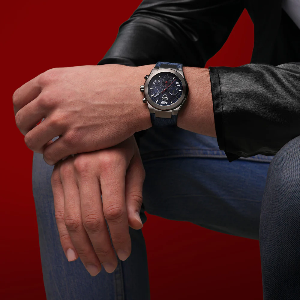 Men Touring Watch - Image 11