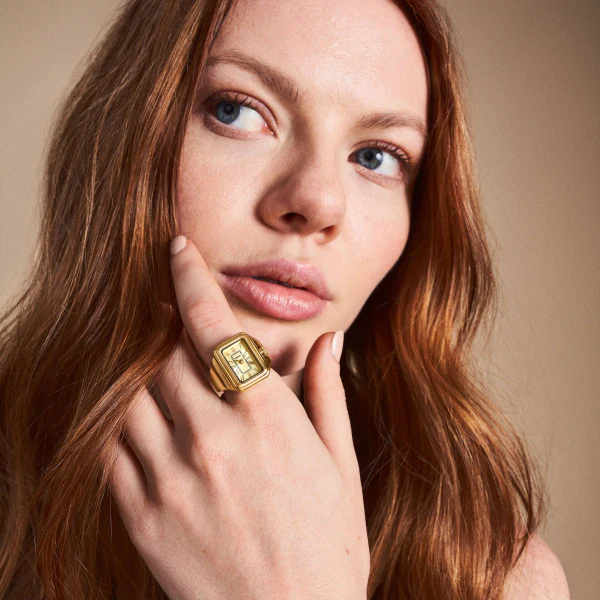 Women Gold Ring Watch - Image 4